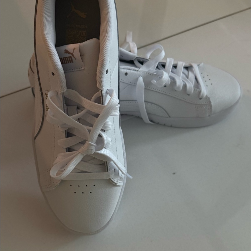 Puma Women's Jada Dboss Logo Sneakers White Gold Sz 11 New - Picture 5 of 7